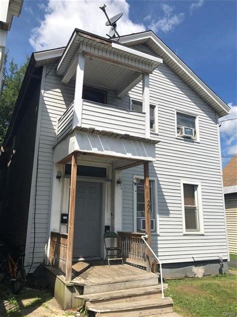 recently sold home located at 7 Taber Ln, <b>Utica</b>, <b>NY</b> 13501 that was sold on 08/10/2023 for $450000. . Realtor com utica ny